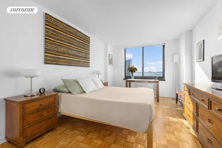 New York City Real Estate | View 200 Rector Place, 37F | room 2 | View 3