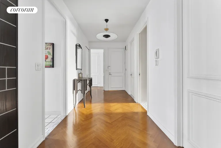 New York City Real Estate | View 415 East 54th Street, 4A | Gallery Foyer | View 3
