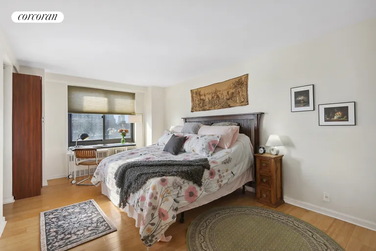 New York City Real Estate | View 185 Hall Street, 812 | room 4 | View 5