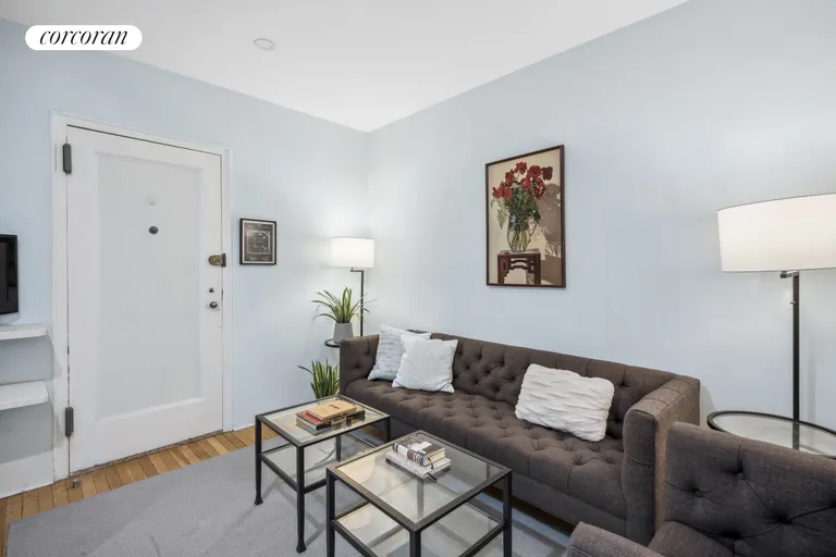 New York City Real Estate | View 520 East 90th Street, 1L | Living Room | View 3