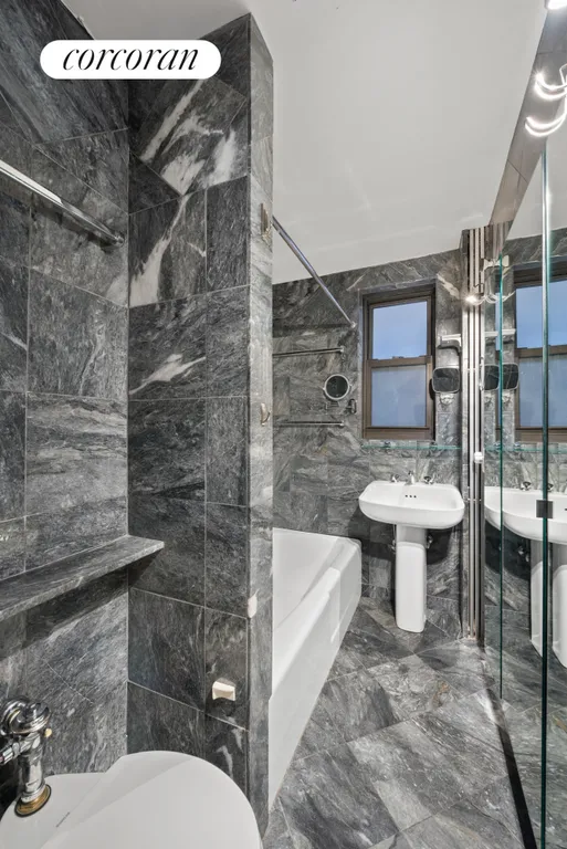 New York City Real Estate | View 12 East 97th Street, 6J | Full Bathroom | View 6