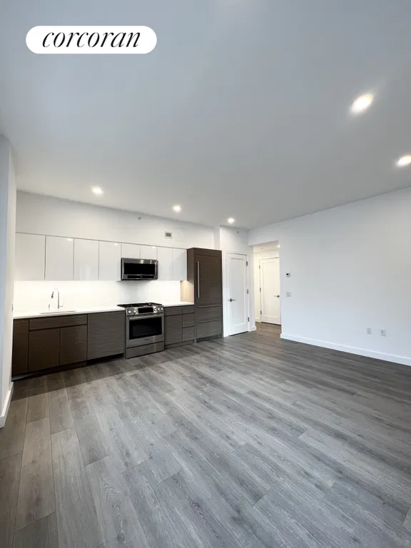 New York City Real Estate | View 124 Columbia Heights, 503B | room 2 | View 3