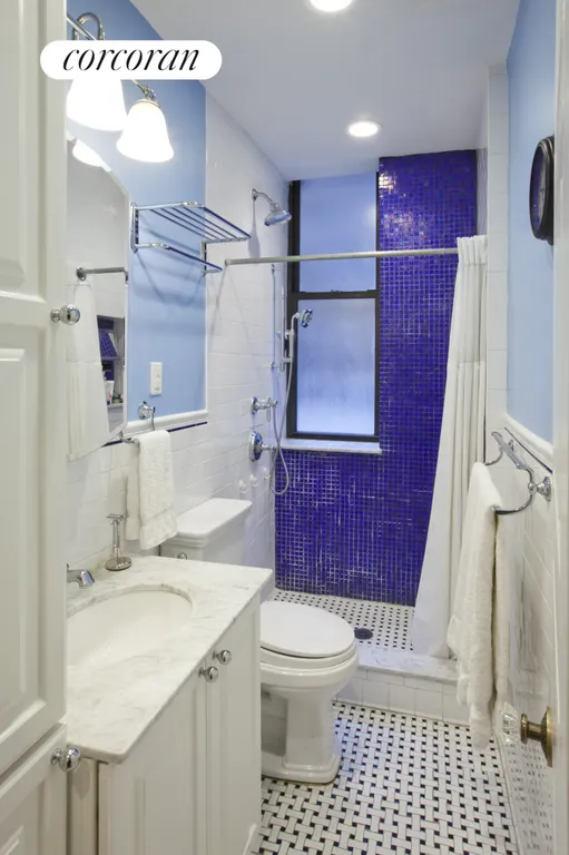 New York City Real Estate | View 105 East 15th Street, 3 | Full Bathroom | View 5