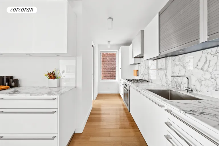 New York City Real Estate | View 40 West 77th Street, 6D | Kitchen | View 7
