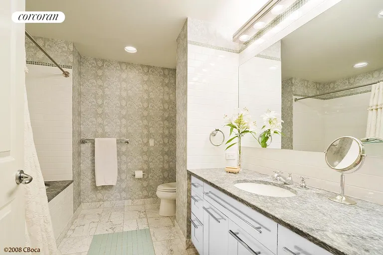 New York City Real Estate | View 272 West 107th Street, 8D | Full Bathroom | View 6