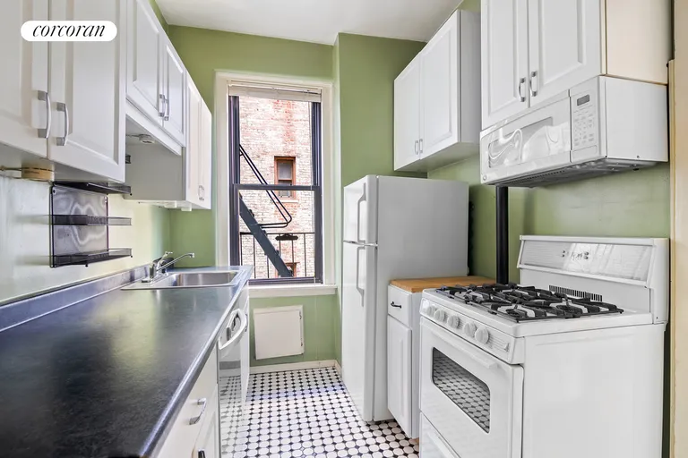 New York City Real Estate | View 114 Clinton Street, 3C | room 5 | View 6