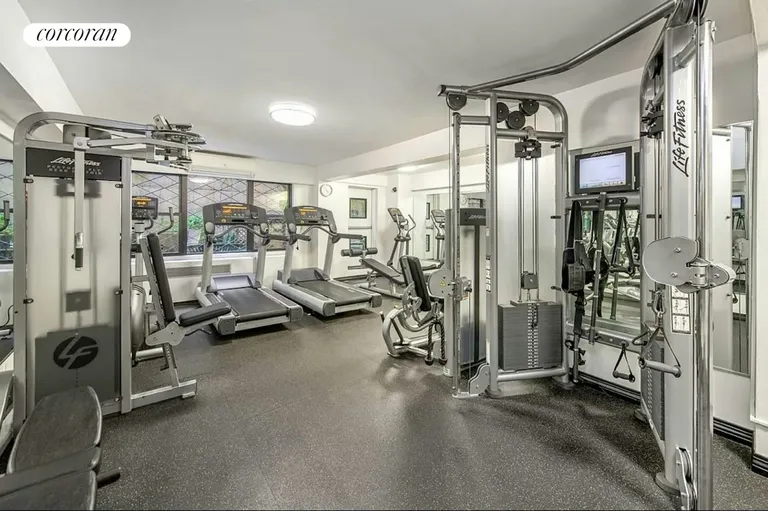 New York City Real Estate | View 333 East 55th Street, 10G | FITNESS ROOM | View 8