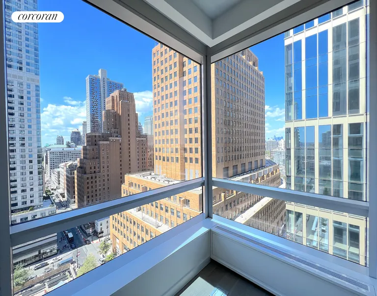 New York City Real Estate | View 1 City Point, 20A | room 5 | View 6