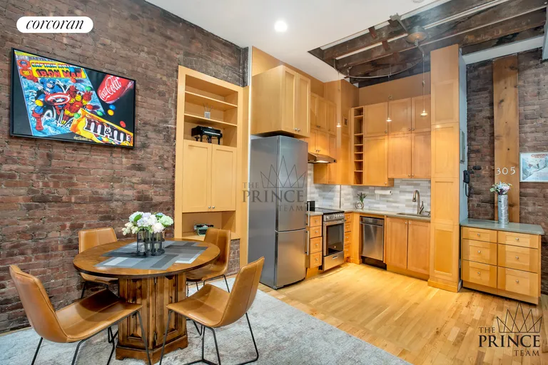 New York City Real Estate | View 23 East 10th Street, 305 | room 1 | View 2