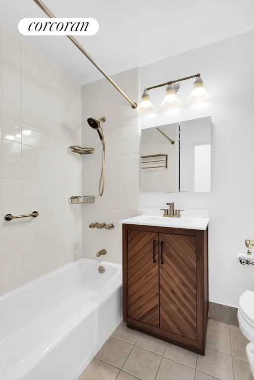 New York City Real Estate | View 415 West 57th Street, 4D | Bathroom | View 4