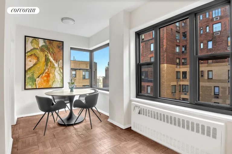 New York City Real Estate | View 55 East End Avenue, 16L | Dining Alcove | View 2