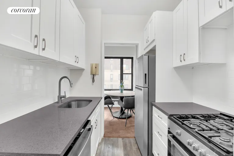 New York City Real Estate | View 55 East End Avenue, 16L | Kitchen | View 4