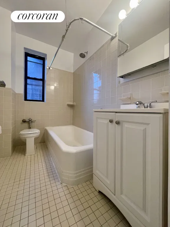 New York City Real Estate | View 108-50 71st Avenue, 2D | room 5 | View 6