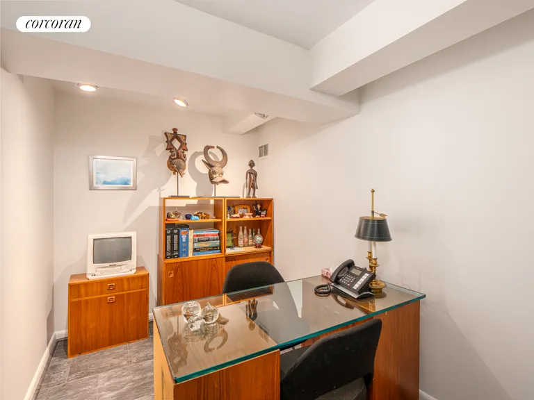 New York City Real Estate | View 251 West 19th Street, 1A | room 6 | View 7