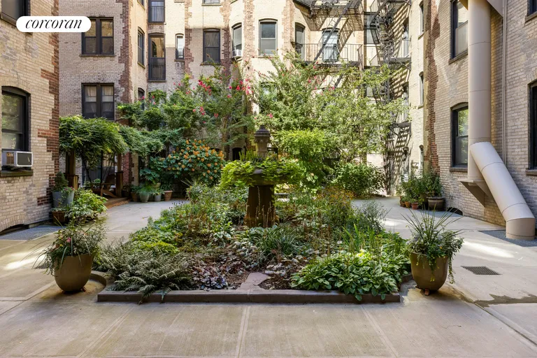 New York City Real Estate | View 78 8th Avenue, 3D | room 8 | View 9