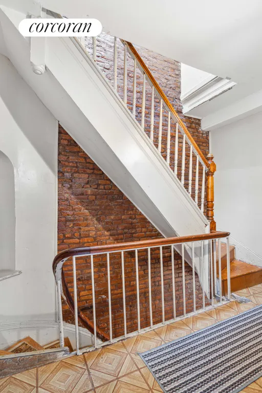 New York City Real Estate | View 33 Irving Place | Stairwell | View 7