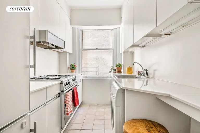 New York City Real Estate | View 12 West 96th Street, 4C | room 3 | View 4