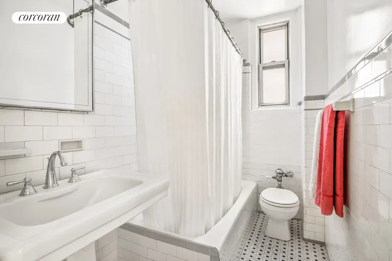 New York City Real Estate | View 12 West 96th Street, 4C | room 5 | View 6