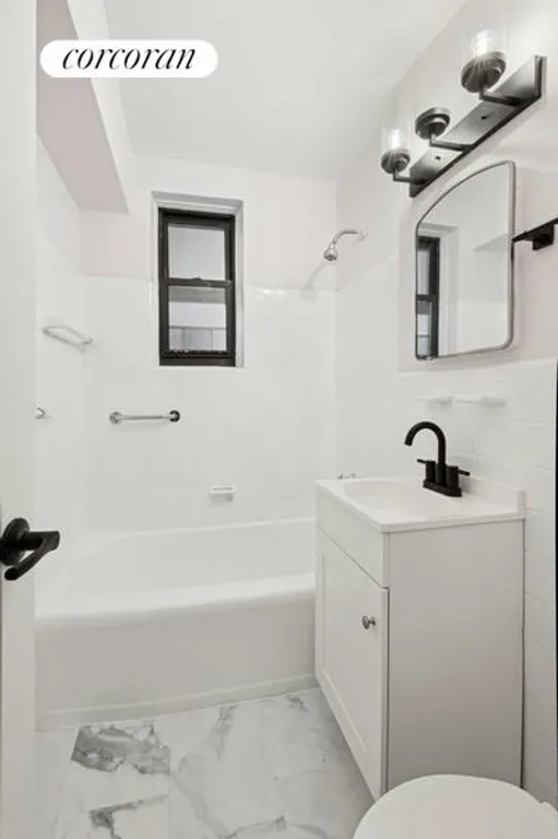 New York City Real Estate | View 40 East 43rd Street, 2K | Bathroom | View 5