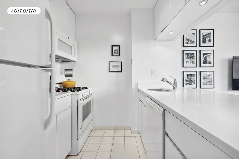 New York City Real Estate | View 1 Irving Place, U17G | room 4 | View 5