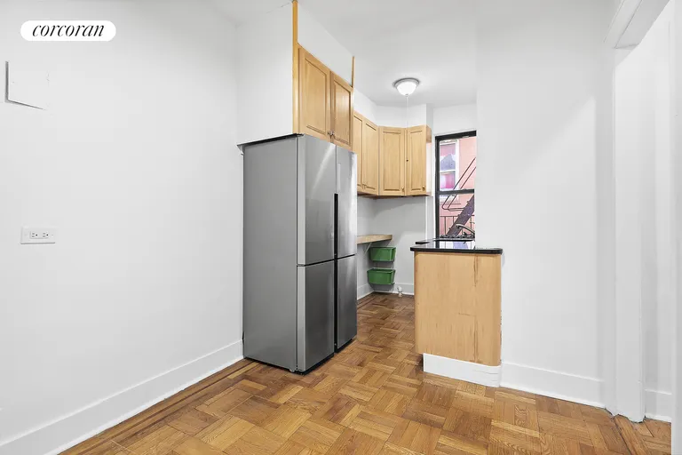 New York City Real Estate | View 860 West 181st Street, 37B | Kitchen | View 3