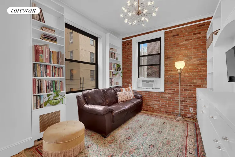 New York City Real Estate | View 528 West 111th Street, 73 | Living Room | View 3