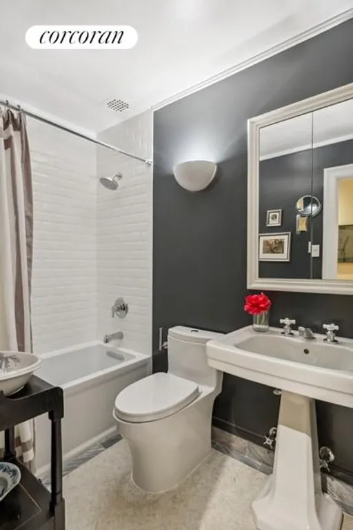 New York City Real Estate | View 1082 Park Avenue, 3 | Second Full Bathroom | View 12