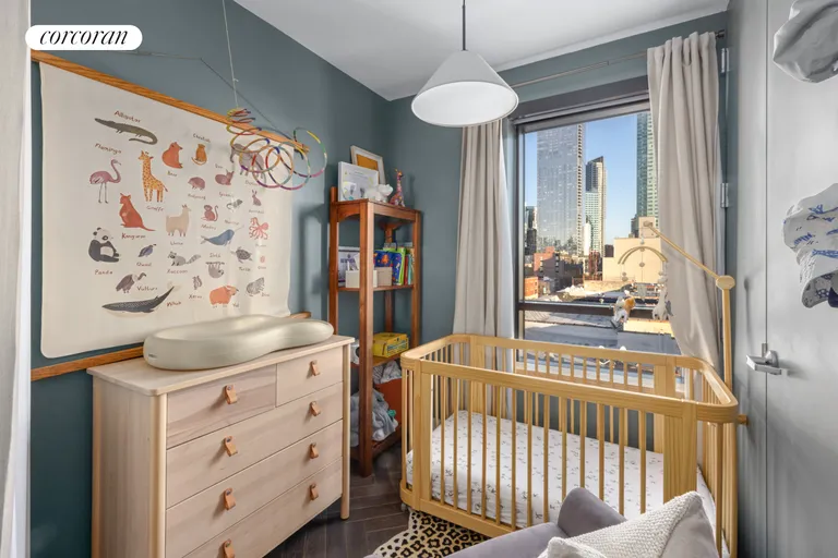 New York City Real Estate | View 11-12 44th Drive, 6A | room 6 | View 7
