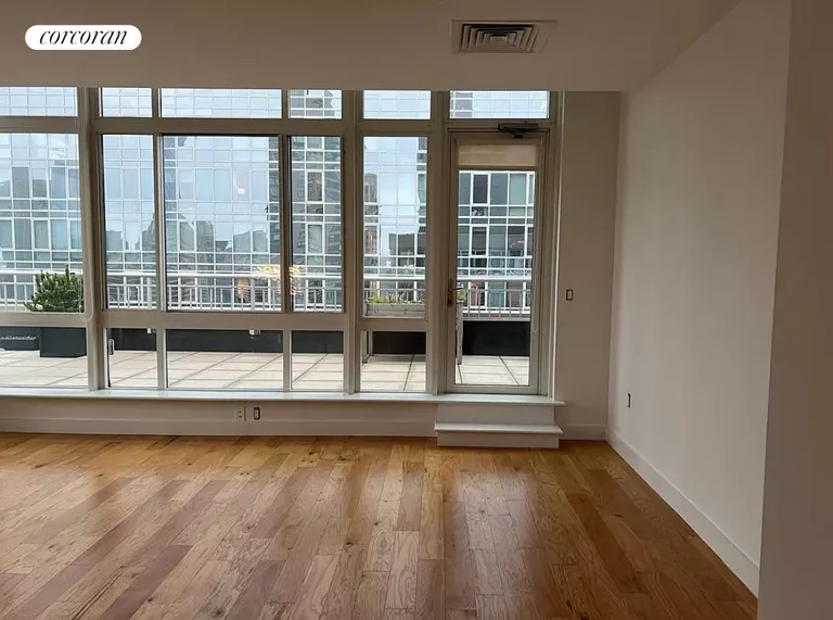 New York City Real Estate | View 33 West End Avenue, 25B | room 3 | View 4