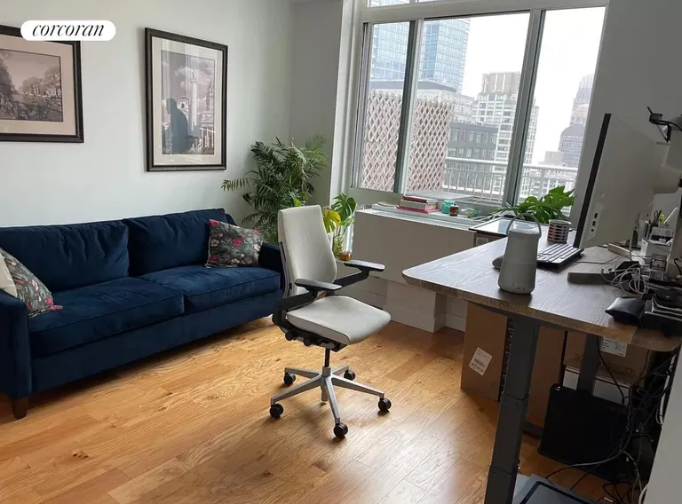 New York City Real Estate | View 33 West End Avenue, 25B | room 7 | View 8