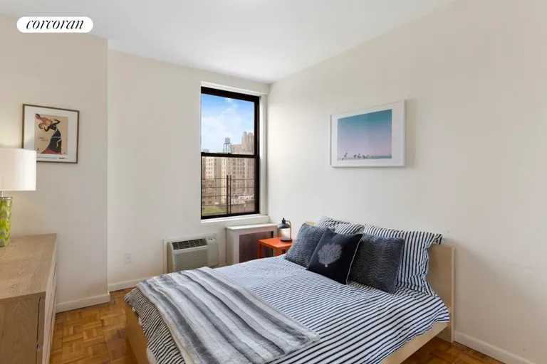 New York City Real Estate | View 140 West 79th Street, 9E | room 4 | View 5