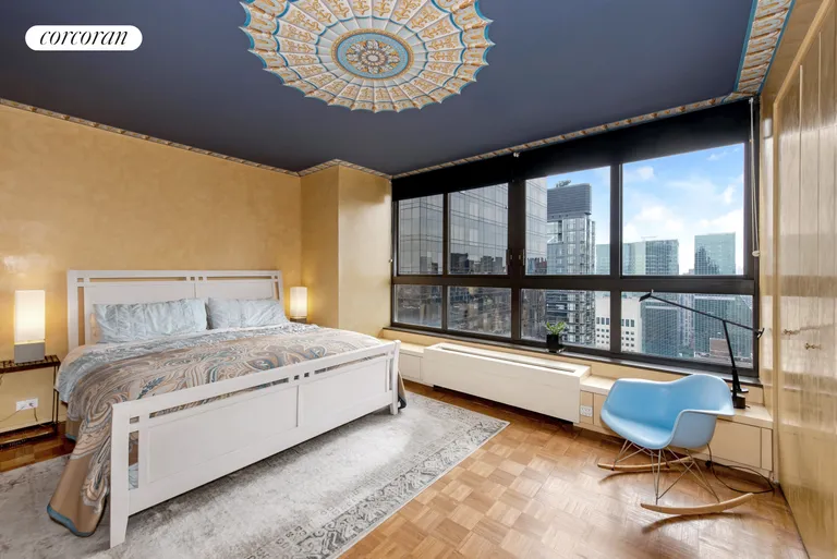 New York City Real Estate | View 100 United Nations Plaza, PH47B | room 3 | View 4