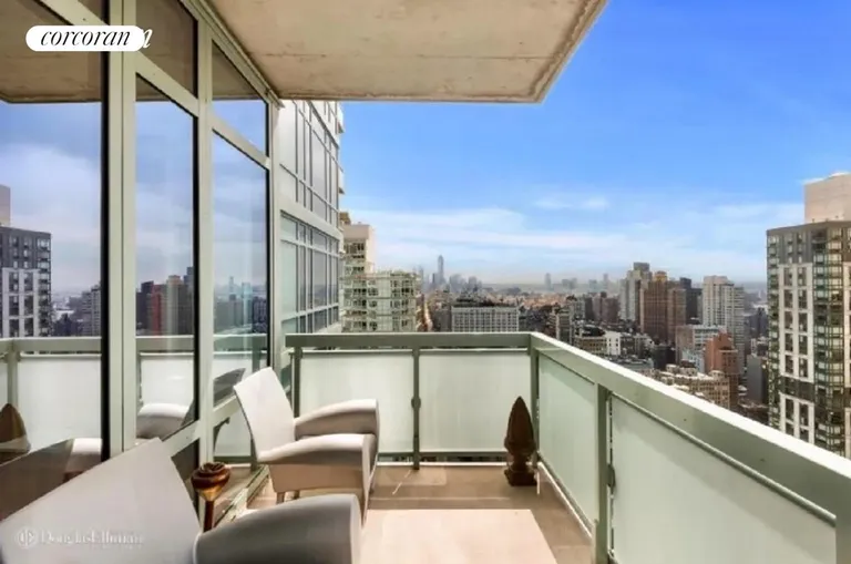 New York City Real Estate | View 325 Fifth Avenue, 23A | room 3 | View 4