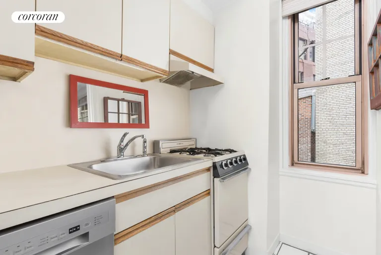 New York City Real Estate | View 2 Horatio Street, 4D | room 4 | View 5