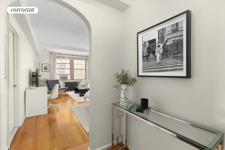 New York City Real Estate | View 2 Horatio Street, 4D | room 3 | View 4