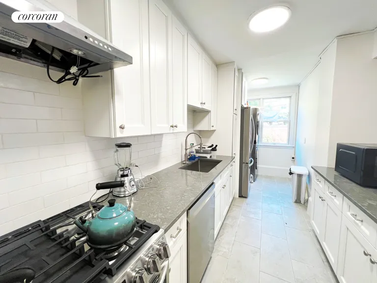 New York City Real Estate | View 128 Henry Street, 2 | room 1 | View 2