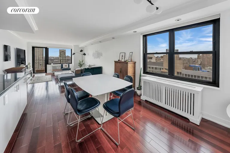New York City Real Estate | View 201 West 70th Street, 28B | room 3 | View 4