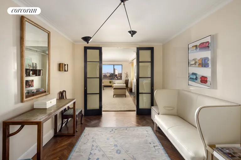 New York City Real Estate | View 10 Gracie Square, 8D | room 7 | View 8