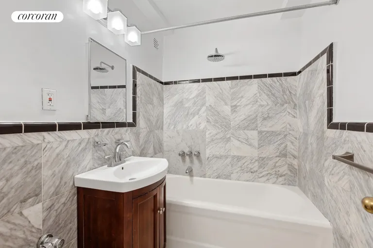 New York City Real Estate | View 101 Lafayette Avenue, 3M | Marble bath! | View 5