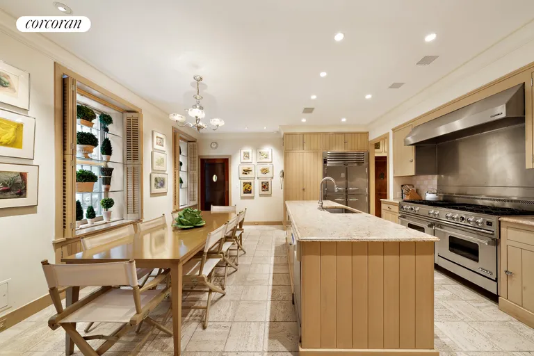 New York City Real Estate | View 834 Fifth Avenue, MAIS/A | Kitchen | View 10