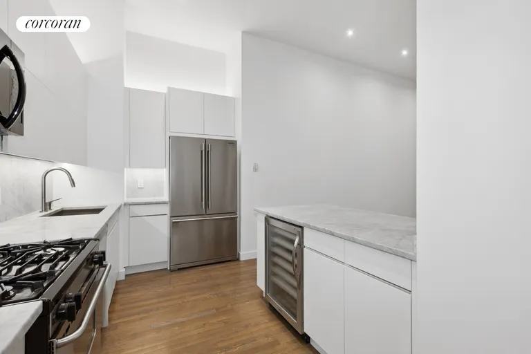 New York City Real Estate | View 252 Seventh Avenue, 5S | Kitchen | View 3