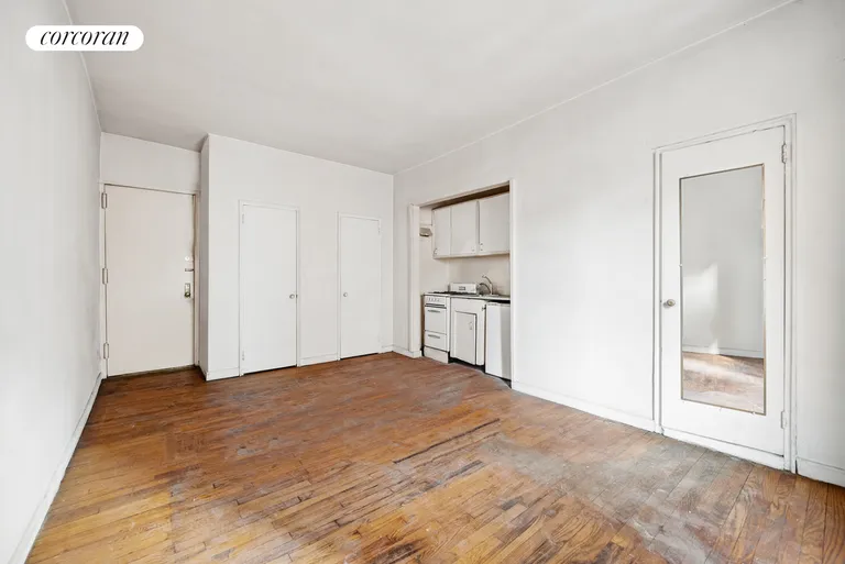 New York City Real Estate | View 151 East 20th Street, 4C | room 1 | View 2