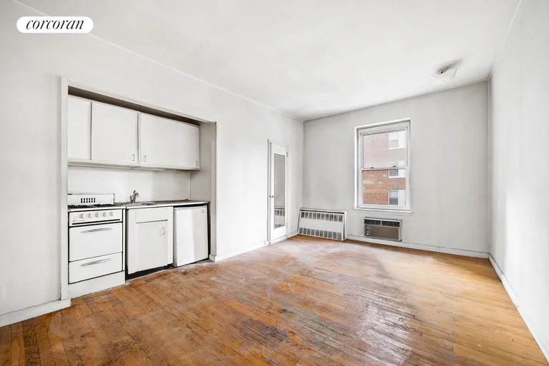 New York City Real Estate | View 151 East 20th Street, 4C | room 3 | View 4