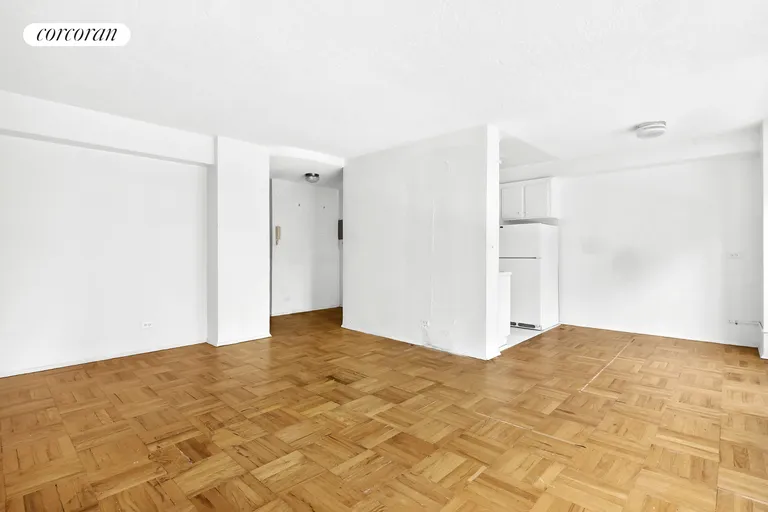New York City Real Estate | View 115 Ashland Place, 3B | room 3 | View 4
