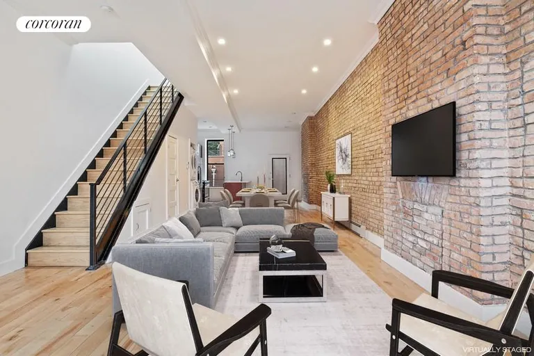 New York City Real Estate | View 698 Lexington Avenue | Living Room | View 2