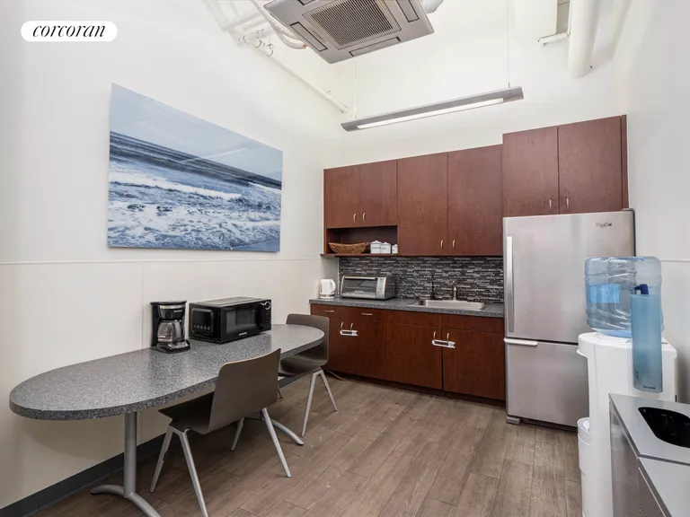 New York City Real Estate | View 131 West 35th Street, FL7 | room 7 | View 8