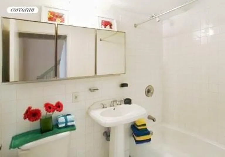 New York City Real Estate | View 204 Huntington Street, 1H | room 2 | View 3