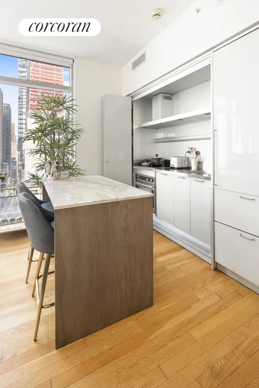 New York City Real Estate | View 18 West 48th Street, 25B | room 2 | View 3