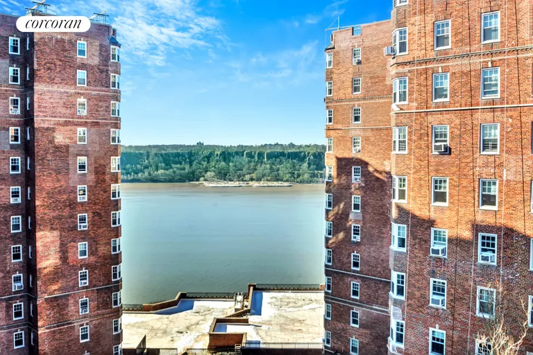 New York City Real Estate | View 116 PINEHURST AVENUE, J61J65 | room 13 | View 14