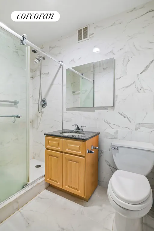 New York City Real Estate | View 50 Henry Street, 7B | Full Bathroom | View 5